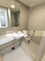 The Lakefront Residences (D22), Condominium #501613411